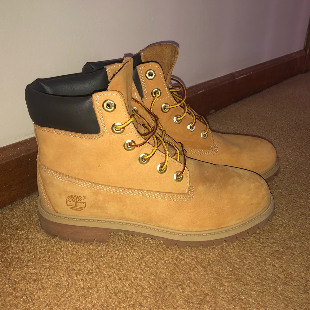 Timberland boots *not taking offers below $70*